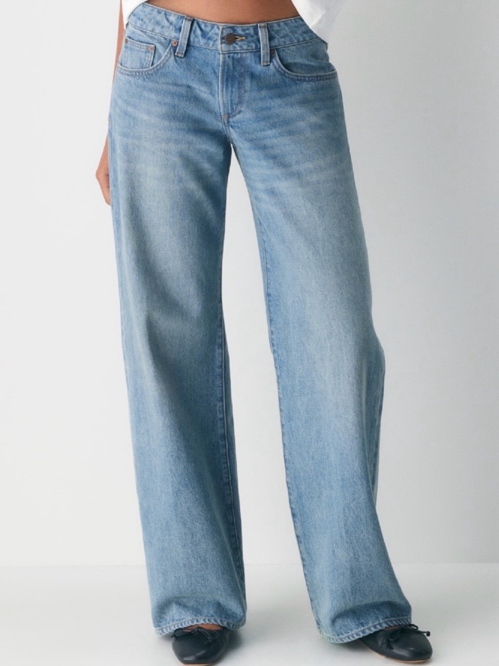 Denim Forum Low rise wide leg 90s Jean